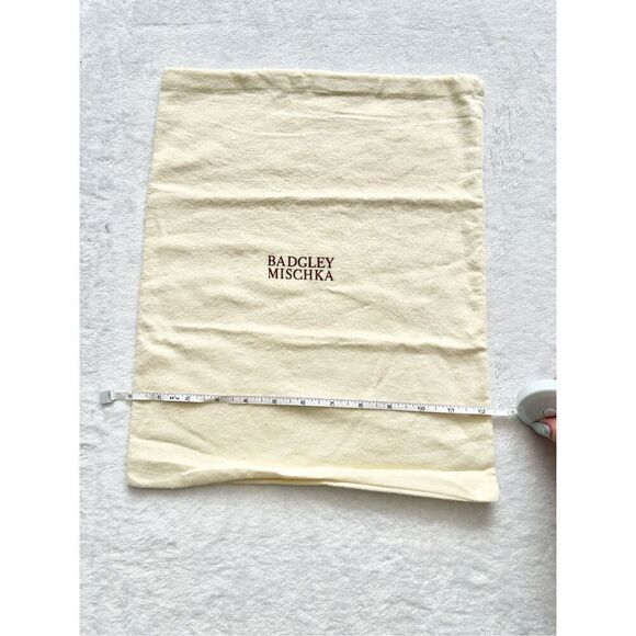 BADGLEY MISCHKA cream colored dust bag ￼ - Picture 2 of 3